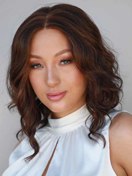 Julianne Lite Petite | Synthetic Lace Front Wig (Hand Tied) 2 Julianne Lite Petite | Synthetic Lace Front Wig (Hand Tied) - Image 2