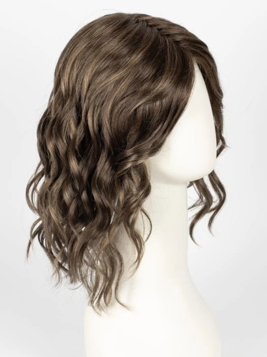 Julianne Lite Petite | Synthetic Lace Front Wig (Hand Tied) 20 Julianne Lite Petite | Synthetic Lace Front Wig (Hand Tied) - Image 20