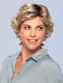 Lily Petite | Synthetic Wig (Basic Cap)